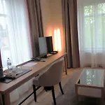 Schloss Finkenstein 4*
