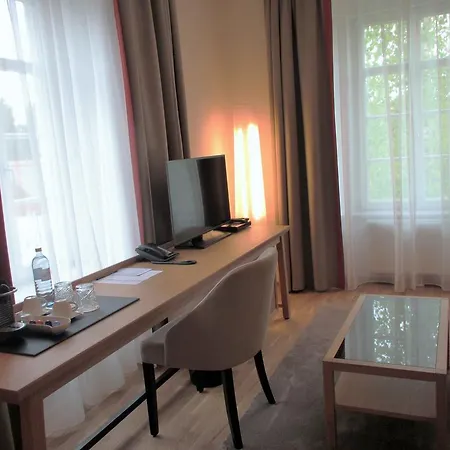 Schloss Finkenstein 4*