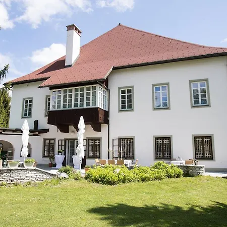 Gæstehus Schloss Finkenstein Gödersdorf