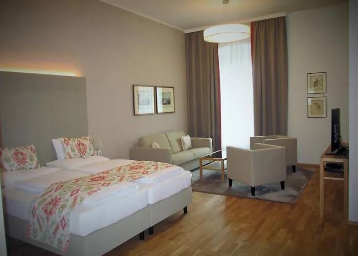 Schloss Finkenstein Gæstehus 4*