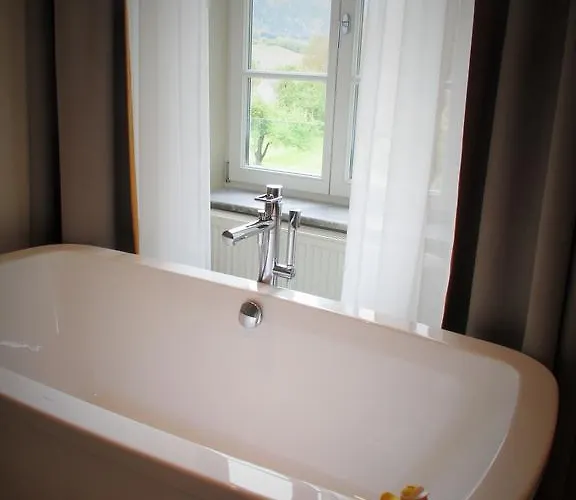 Gæstehus Schloss Finkenstein 4*